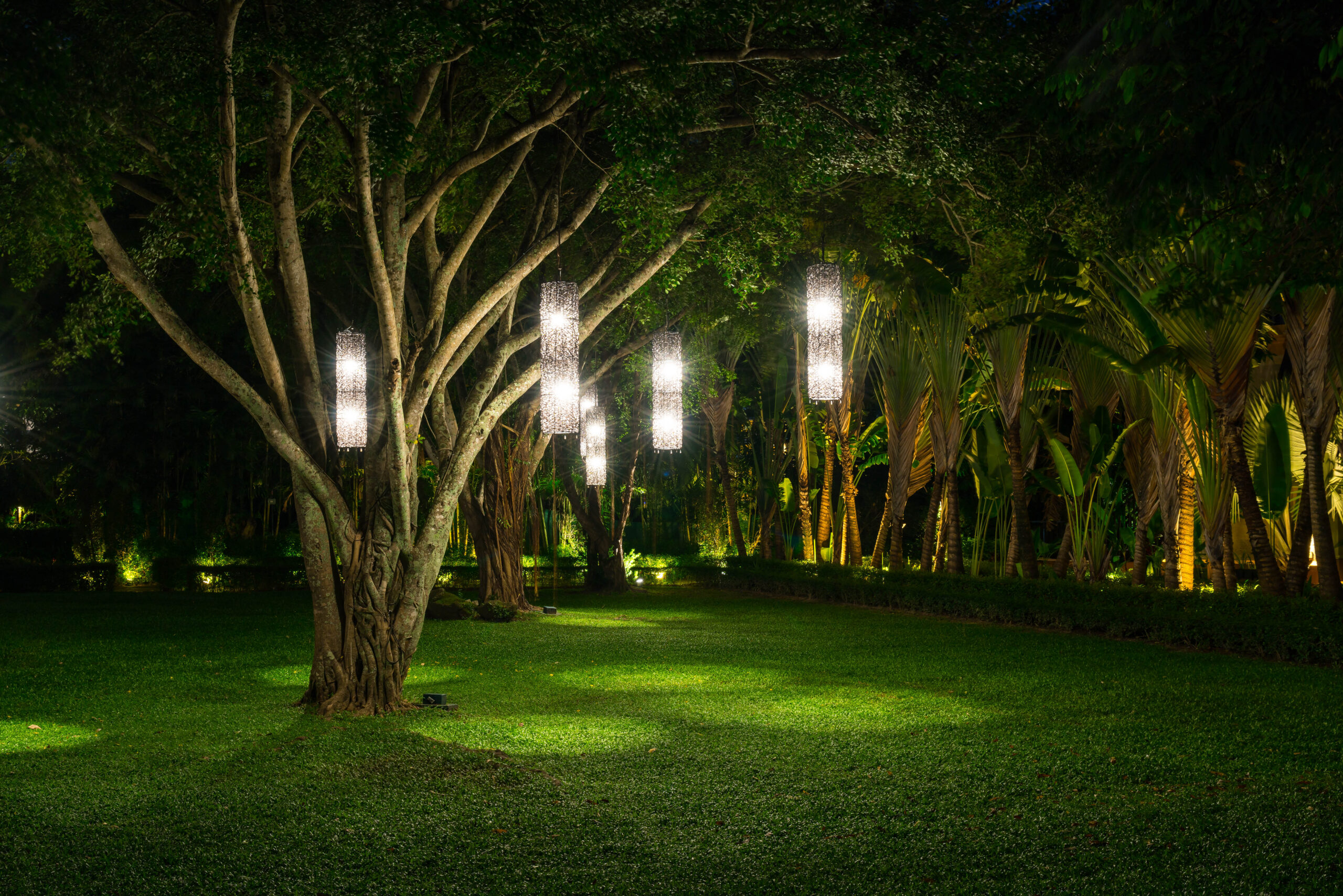 Bullard Collection’s Guide to Avoid Common Outdoor Lighting Mistakes in USA Homes